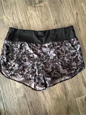 Athleta Black & Gray Camo Athletic Shorts